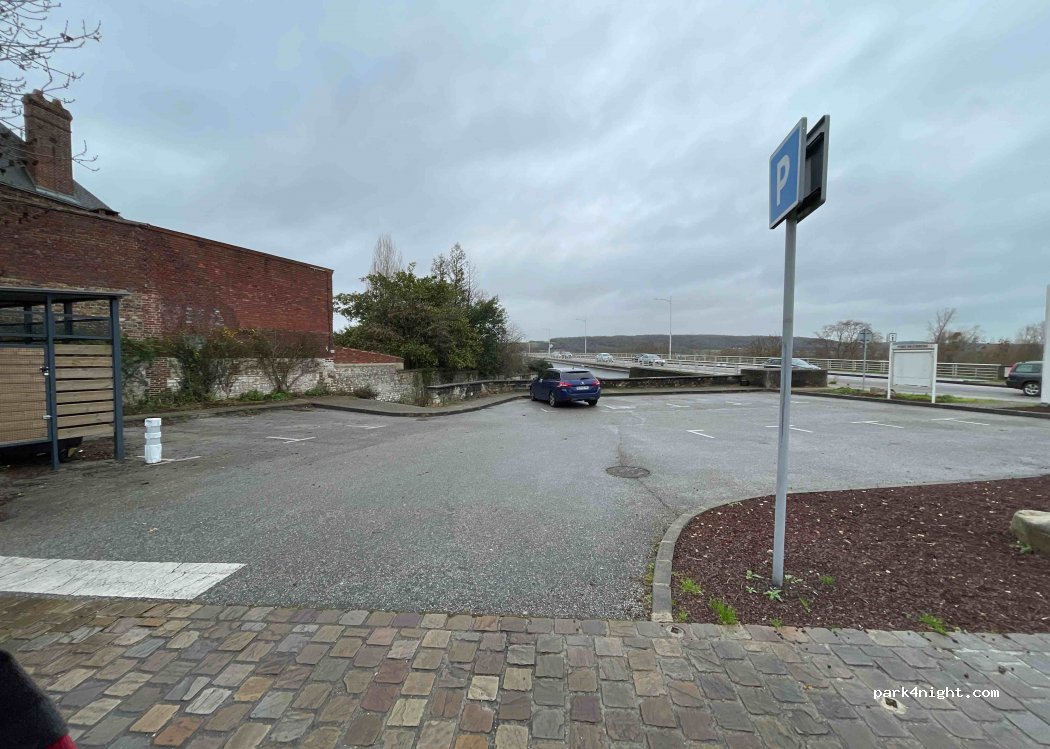 (27340) Pont-de-l'Arche - 2 Rue Jean Prieur — foto