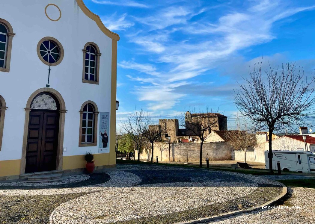 (7430) Flor da Rosa - Av do Condestavel — foto 3