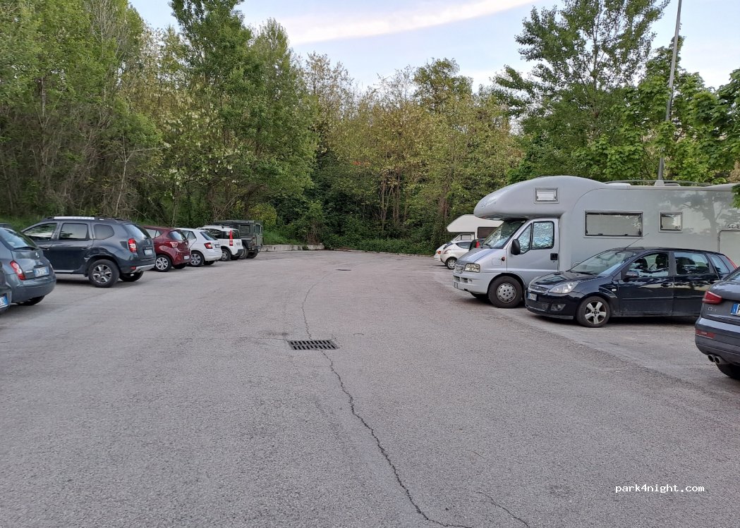 (61029) Urbino - 23 Via Bocca Trabaria Sud — foto 3