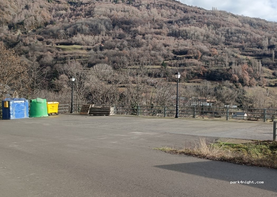 (22367) San Juan de Plan - Unnamed Road — foto