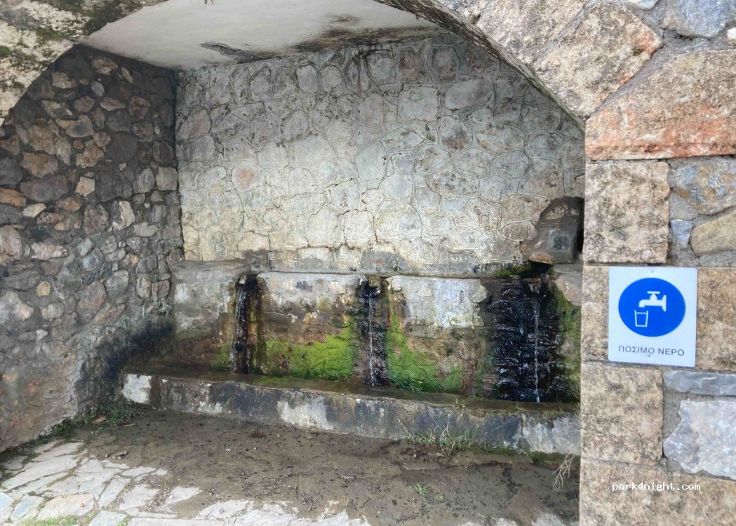 (241 00) Kalamata - Unnamed Road — foto