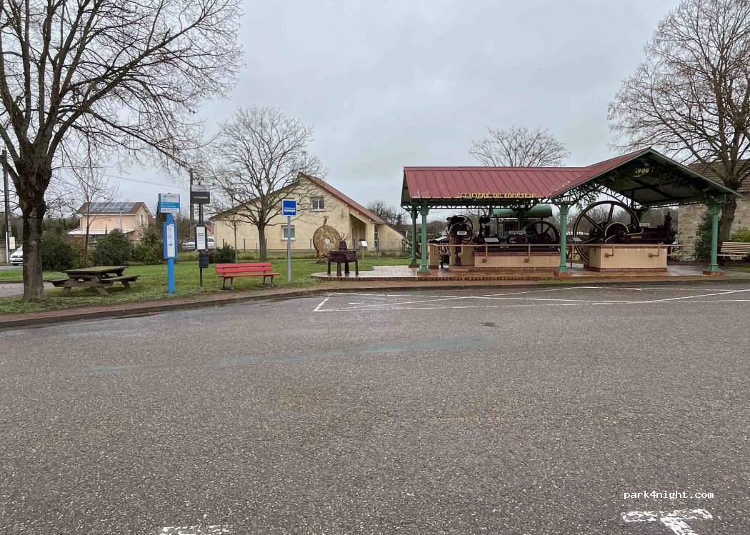 (71140) Bourbon-Lancy - 65 Avenue du Fourneau — foto