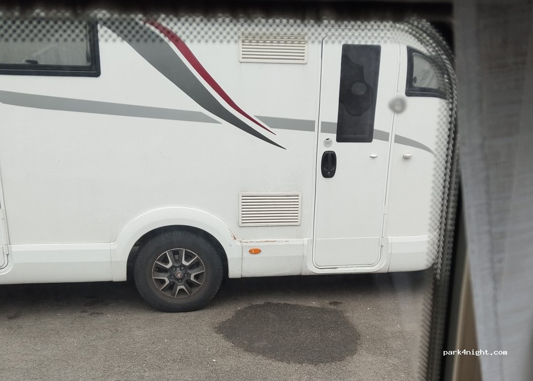 Aire de camping-cars Nieuil-l'Espoir — foto 5