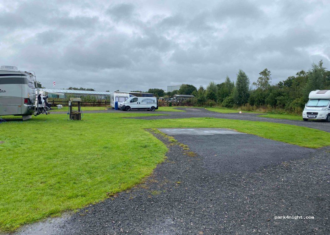 Oakfield Fishery & Caravan Park — foto 3