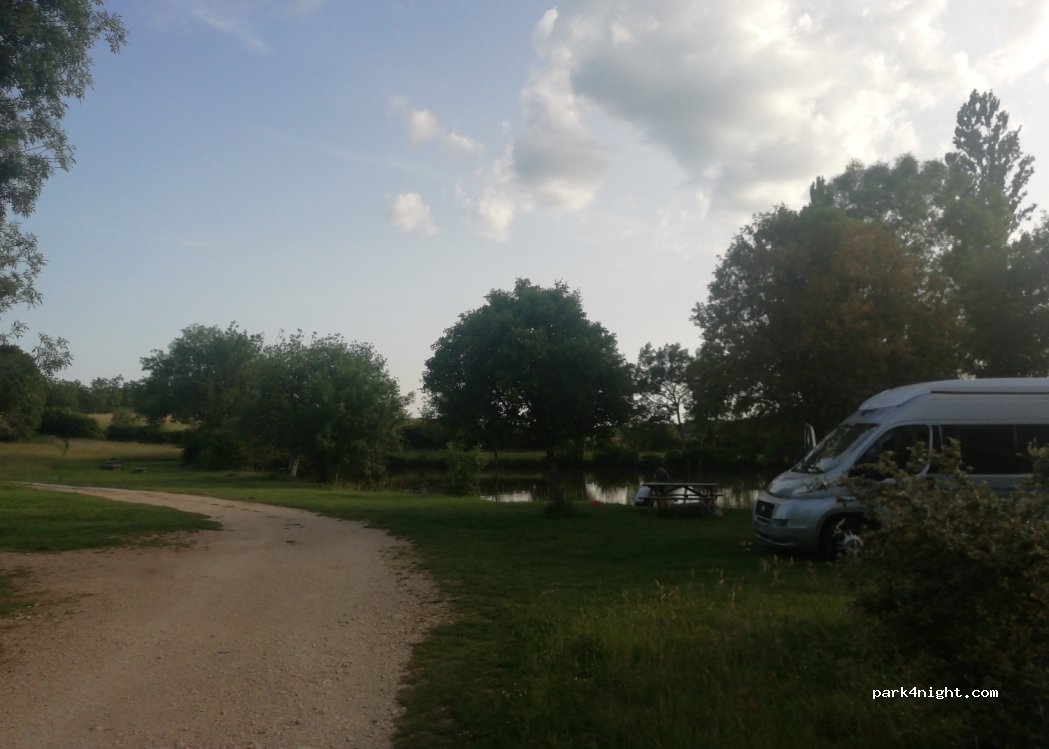(46230) Cremps - Unnamed Road — foto 3