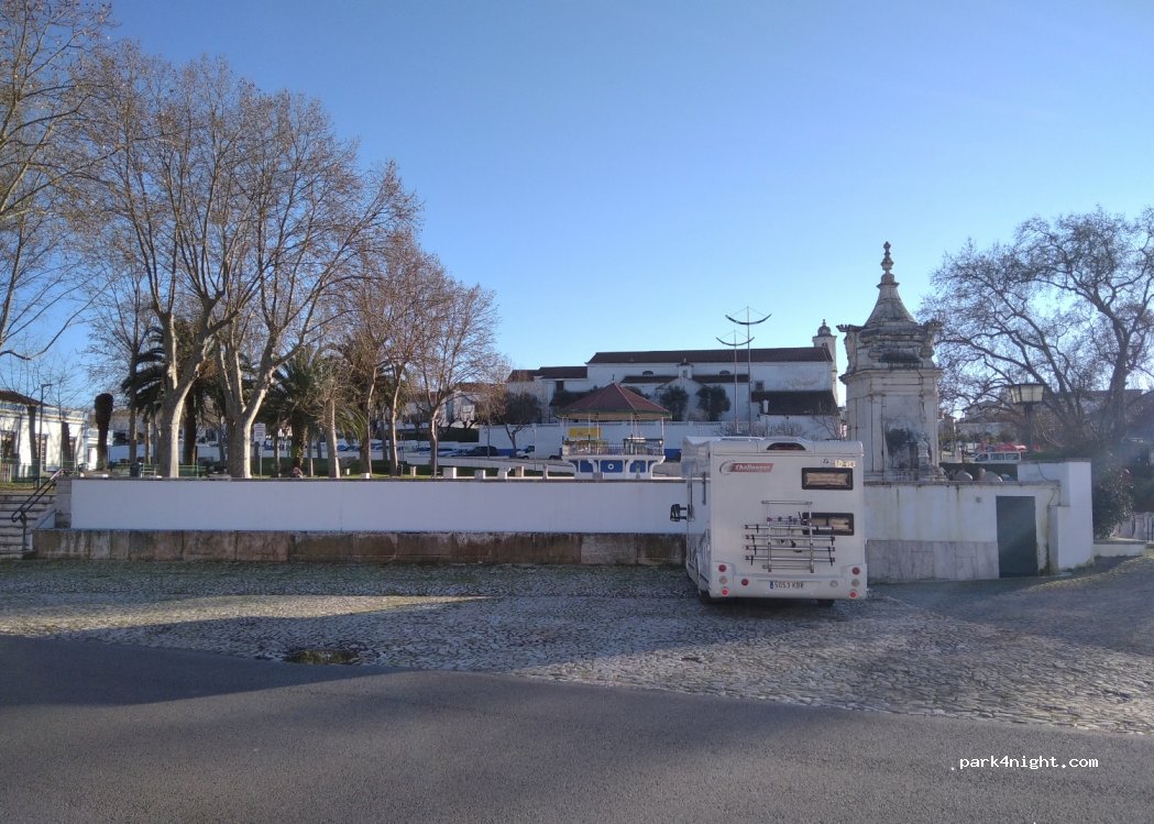 (7150) Borba - 5 Avenida Dom Dinis de Melo e Castro — foto