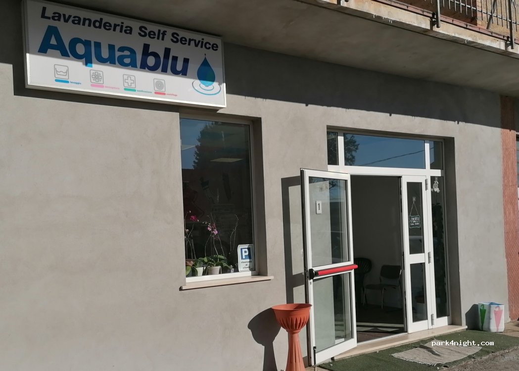 (06073) Corciano - 1 Via Fosse Ardeatine — foto