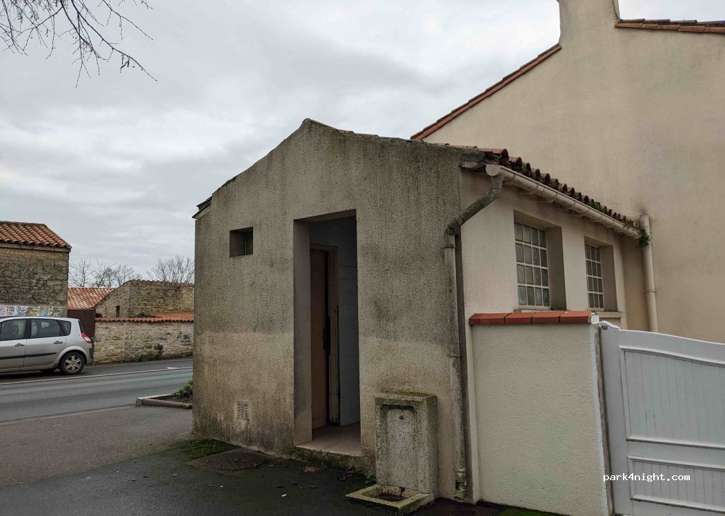 (85400) Sainte-Gemme-la-Plaine - 2 Rue du Prieuré — foto