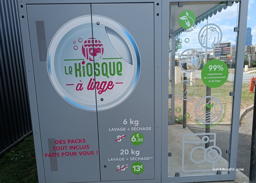 (32500) Fleurance - 3 Avenue Robert Castaing — foto