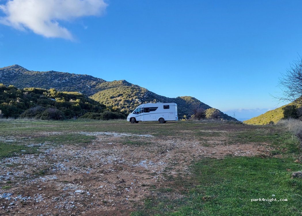 (270 61) Megalopoli - Unnamed Road — foto