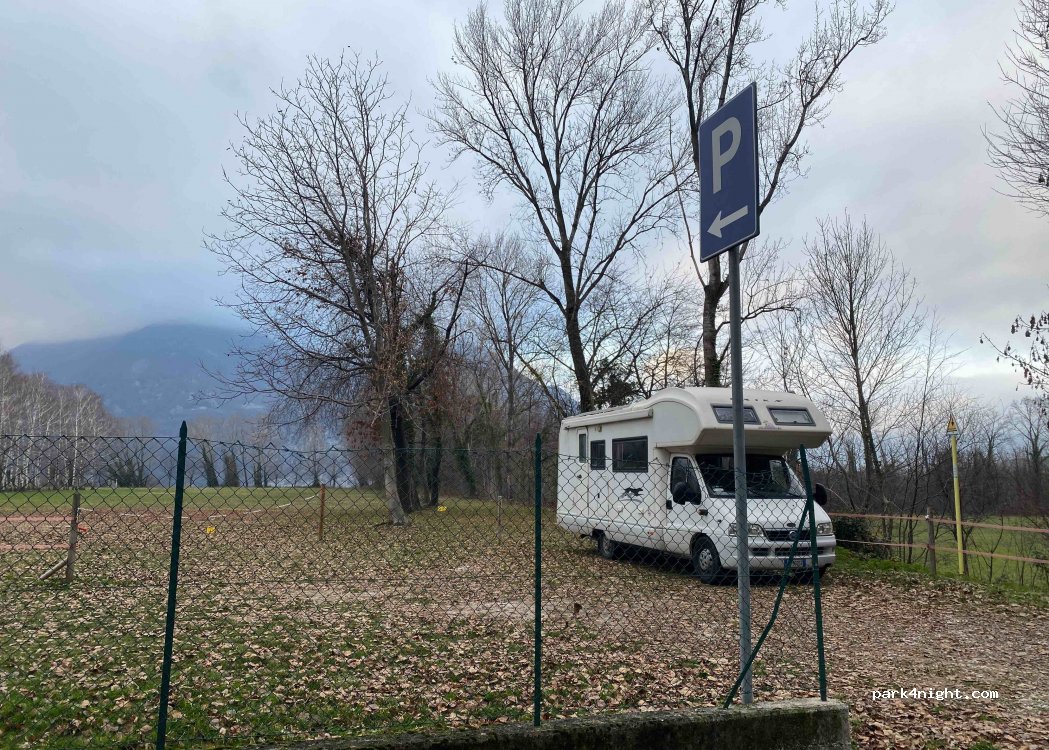 (33010) Osoppo - 2 Via Tagliamento — foto