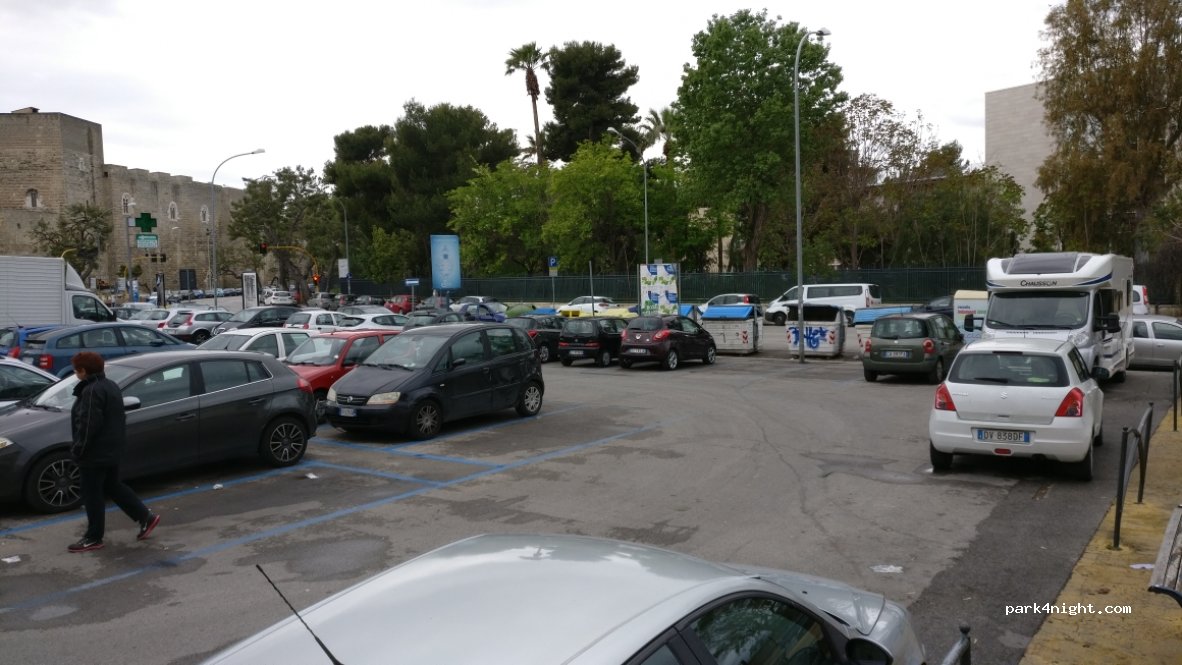 (70122) Bari - 64 Via Ruggero Il Normanno — foto 3