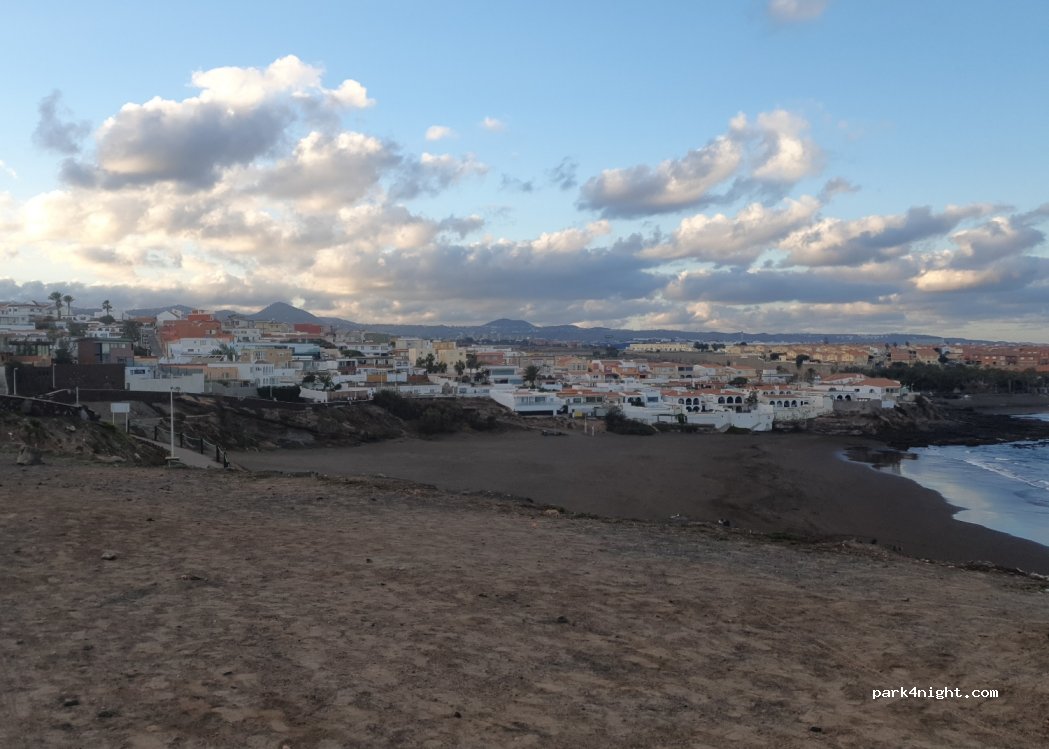 (35214) Playa del Hombre - 50X Calle Bécquer — foto