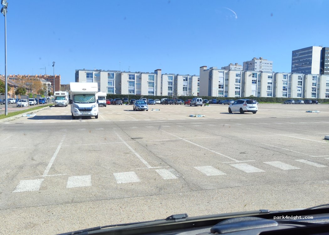 (28983) Parla - 42 Avenida de los Planetas — foto 2
