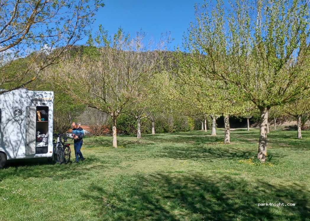 (66400) Reynes - 1 Le Village — foto 4