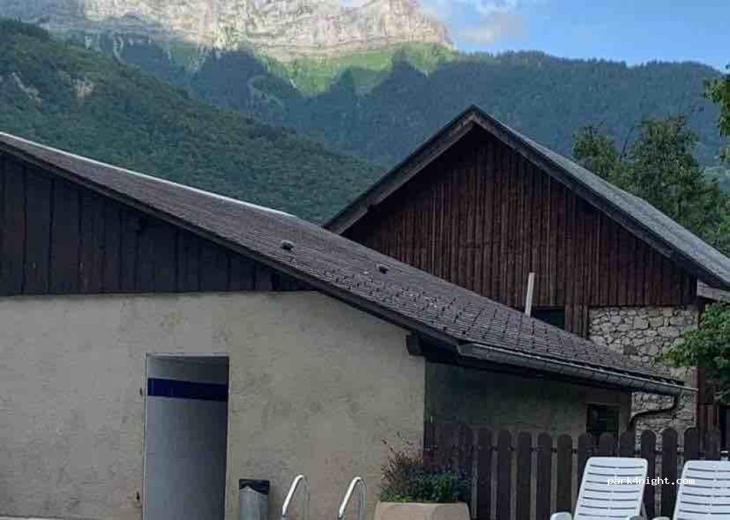 Camping La Ferme de la Serraz — foto
