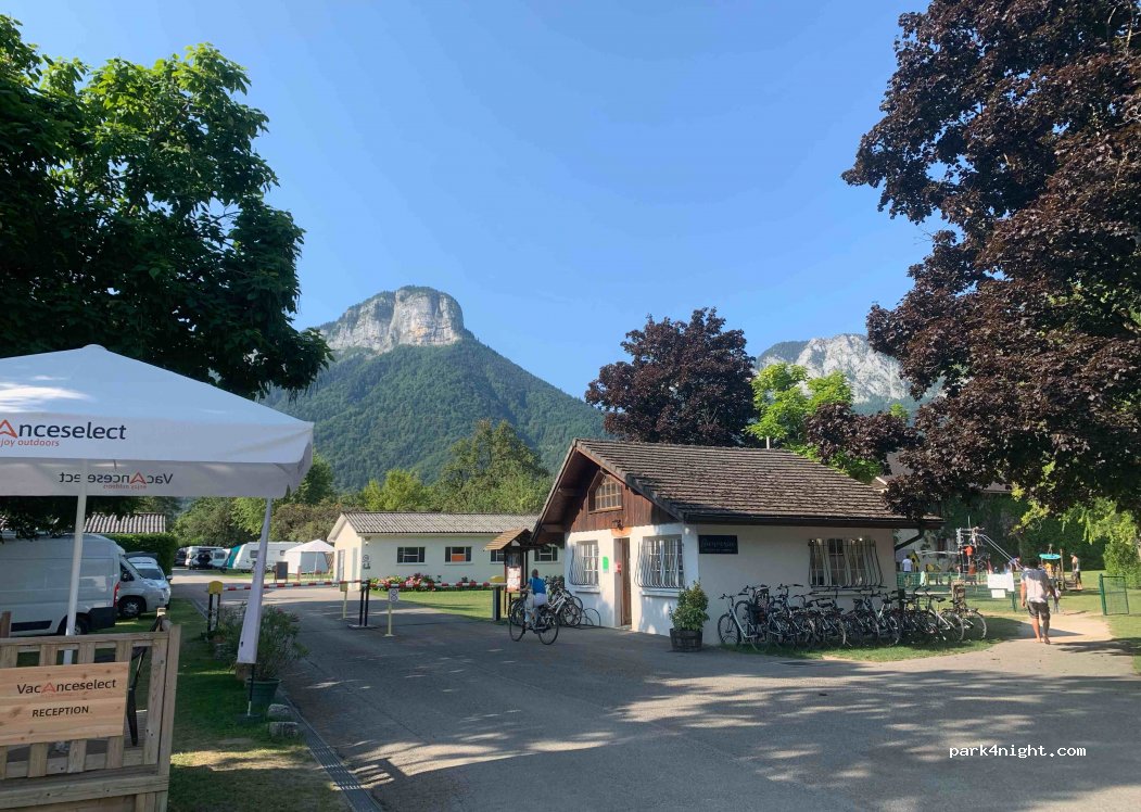 Camping La Ferme de la Serraz — foto 2