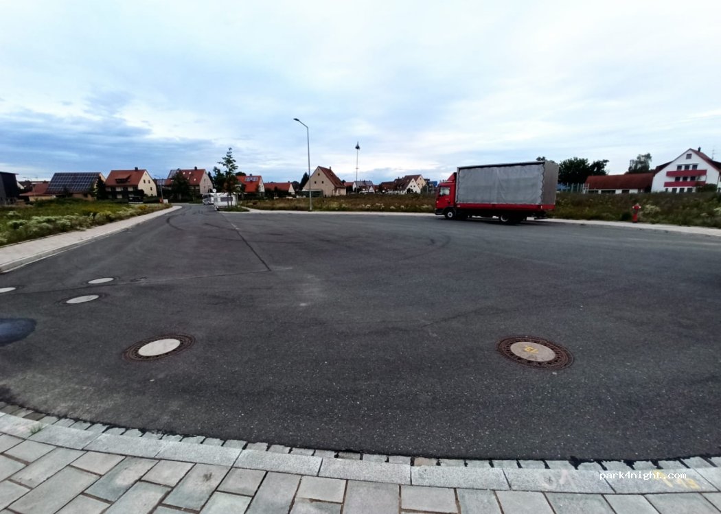 (90427) Nürnberg - 8 Hintere Dorfäckerstraße — foto 4