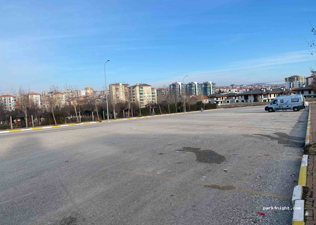 (64300) Uşak Merkez - 10 1. Köksal Sokak — foto 2