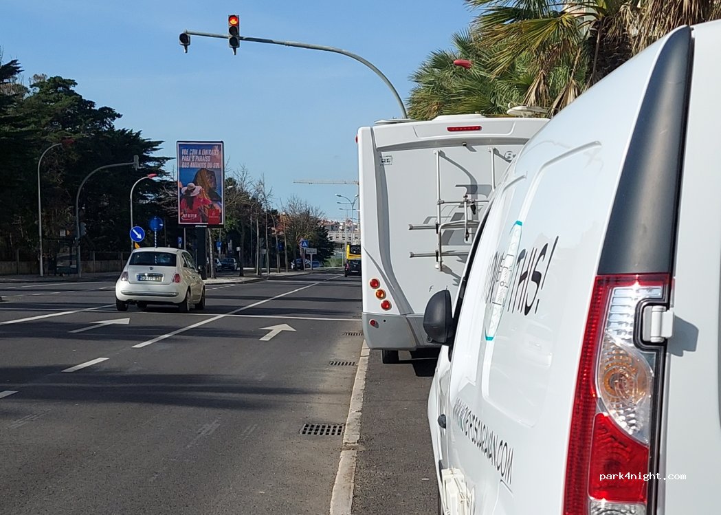 (2780-080) Oeiras - 17 Rua Doutor António José de Almeida — foto