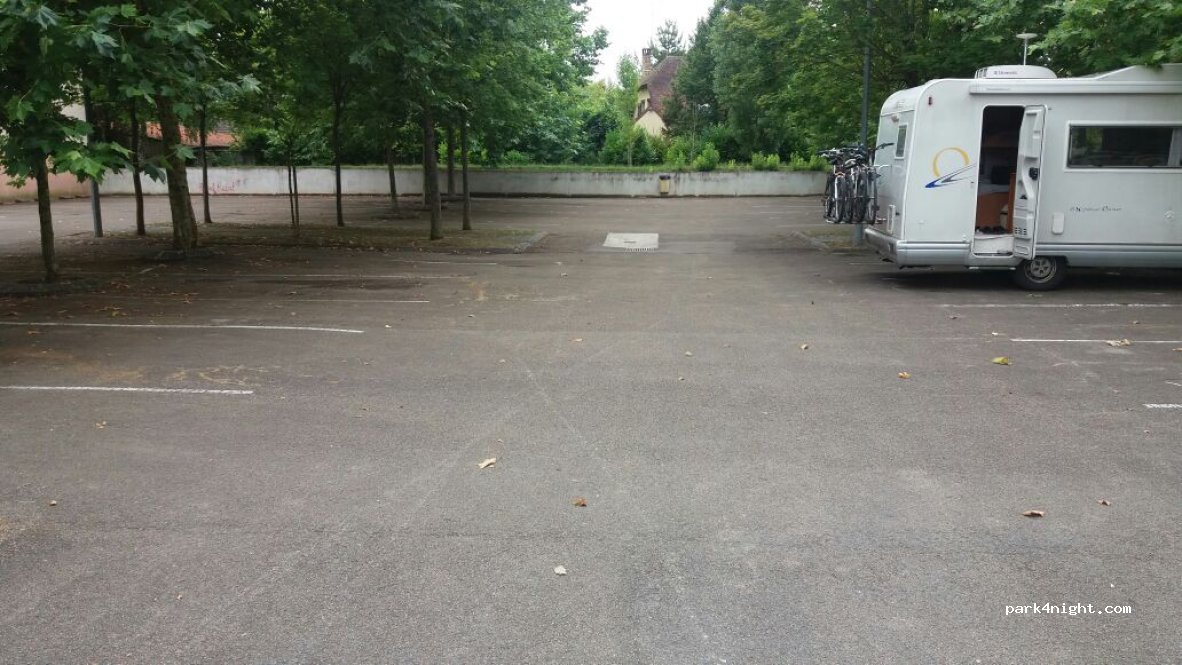 (10150) Creney-prés-Troyes - 68 Rue de la Grande Fosse — foto