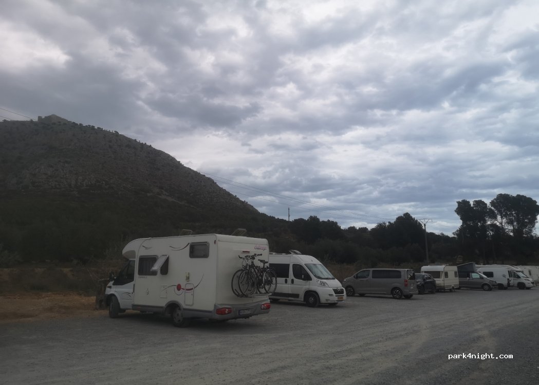 (17257) Torroella de Montgrí - 49 Ronda Pau Casals — foto 2