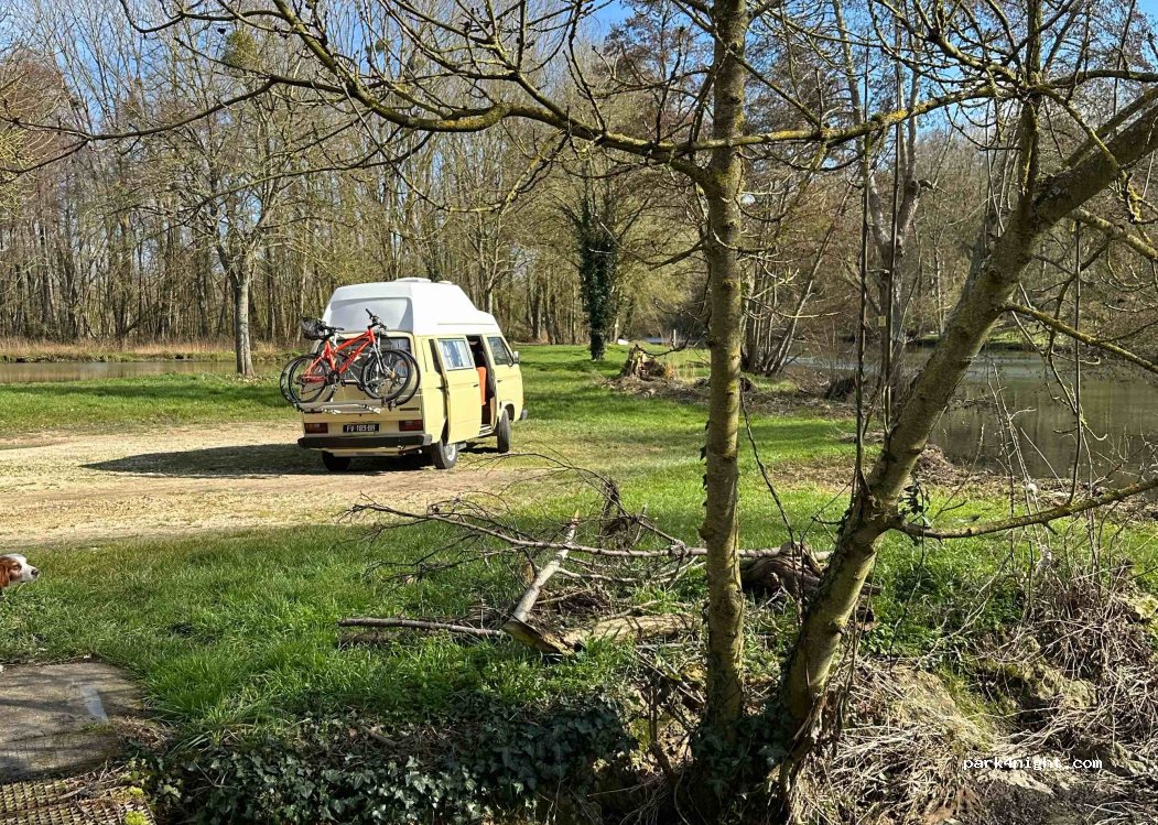 (28200) Saint-Denis-Lanneray - Unnamed Road — foto 4