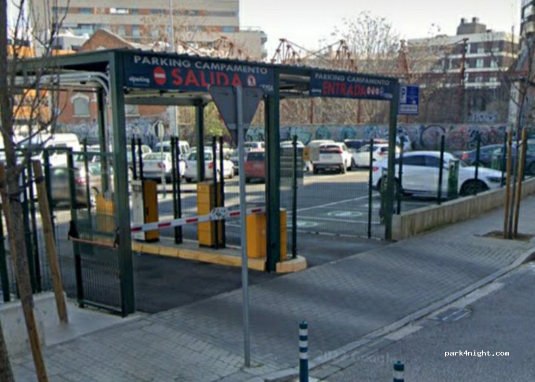 (41018) Sevilla - 6 Calle Tren de los Panaderos — foto