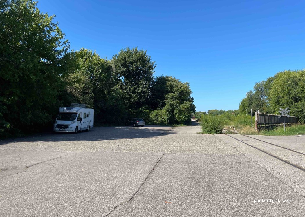 (46100) Mantova - 11 Viale Luigi Martini — foto 2