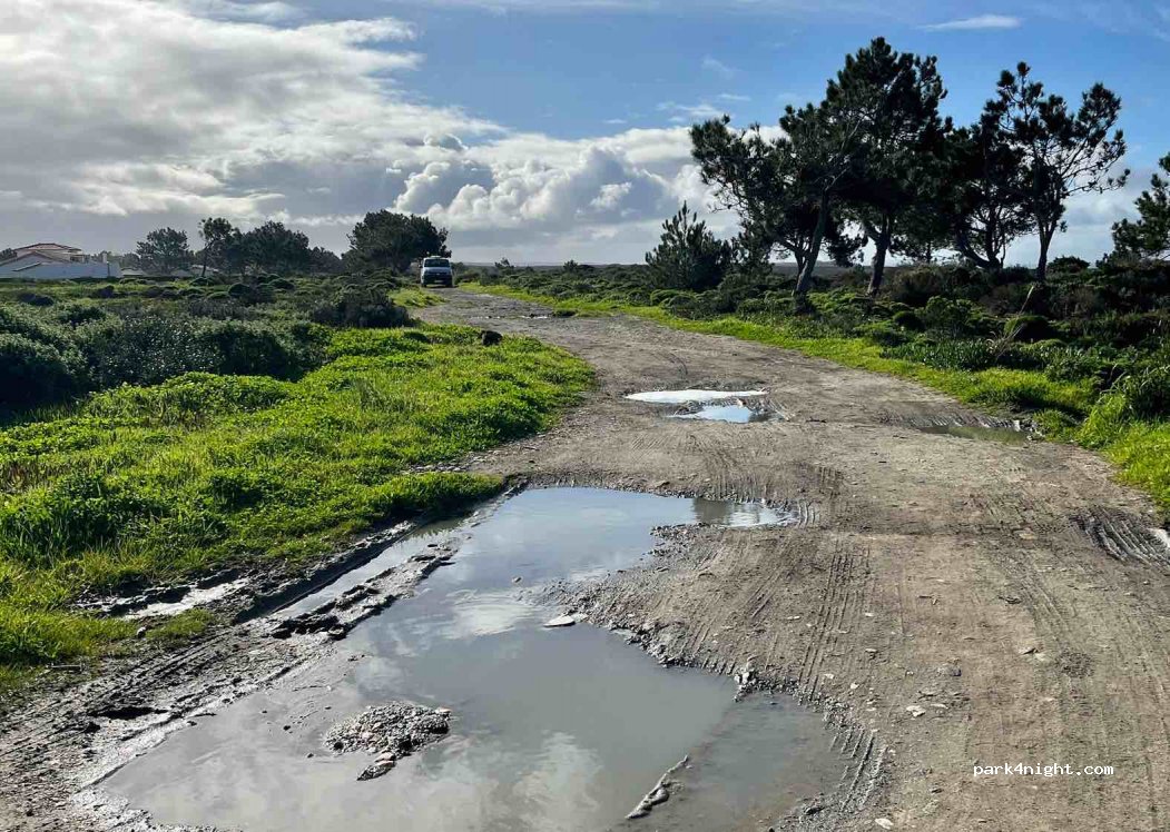(8670-156) Aljezur - M28 Urbanização Vale da Telha — foto