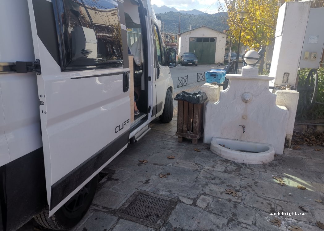(730 03) Neo Chorio - — foto