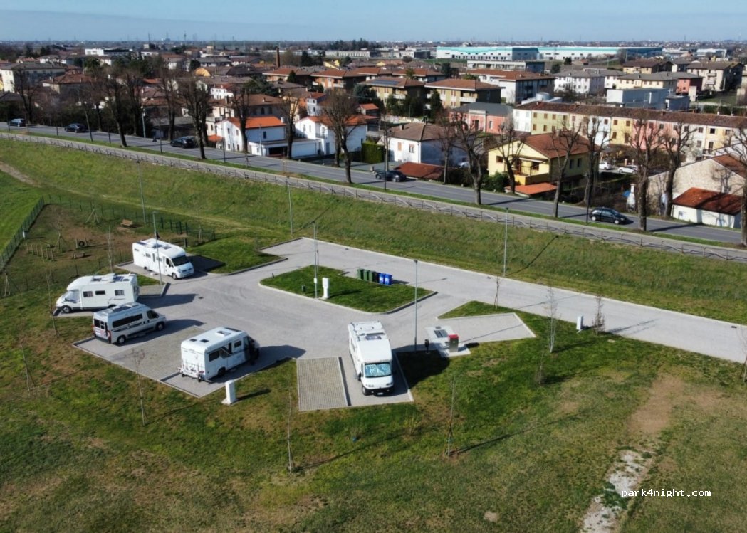 (36045) Lonigo - 156 Viale della Vittoria — foto 2