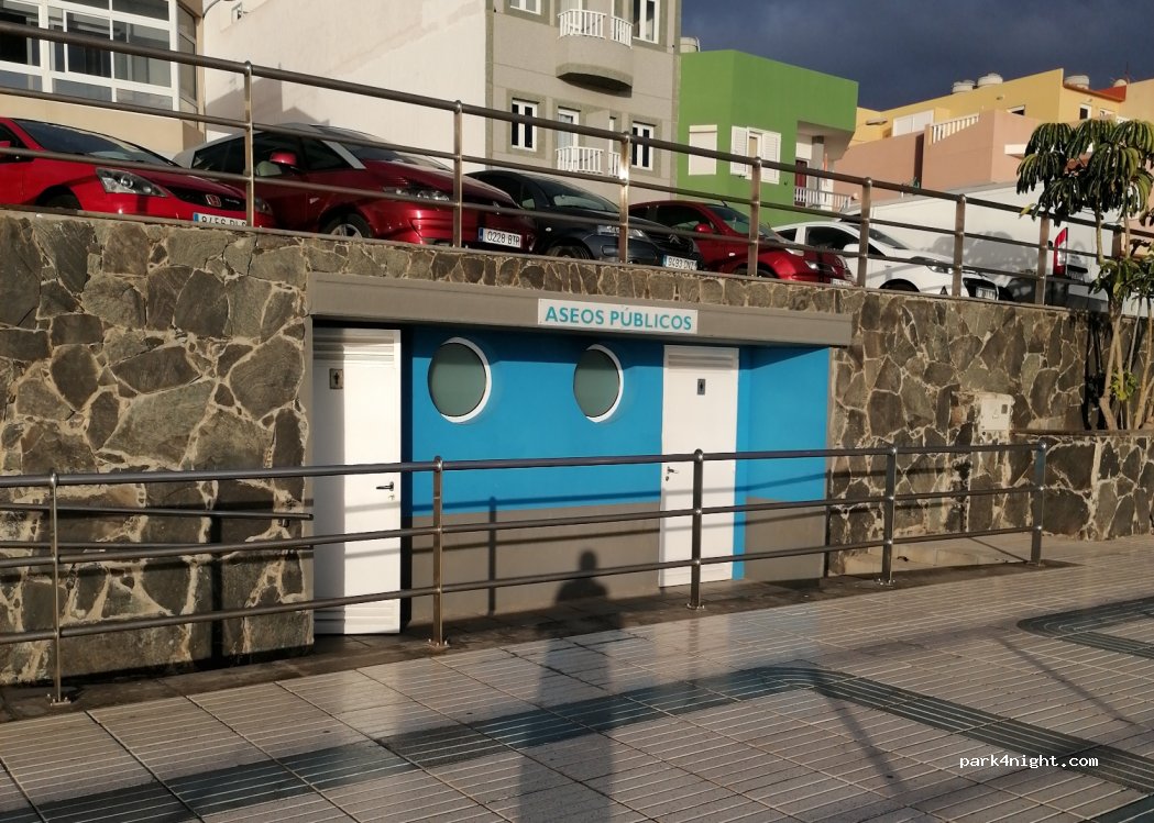 (35118) Arinaga - 1A Calle de Colón — foto