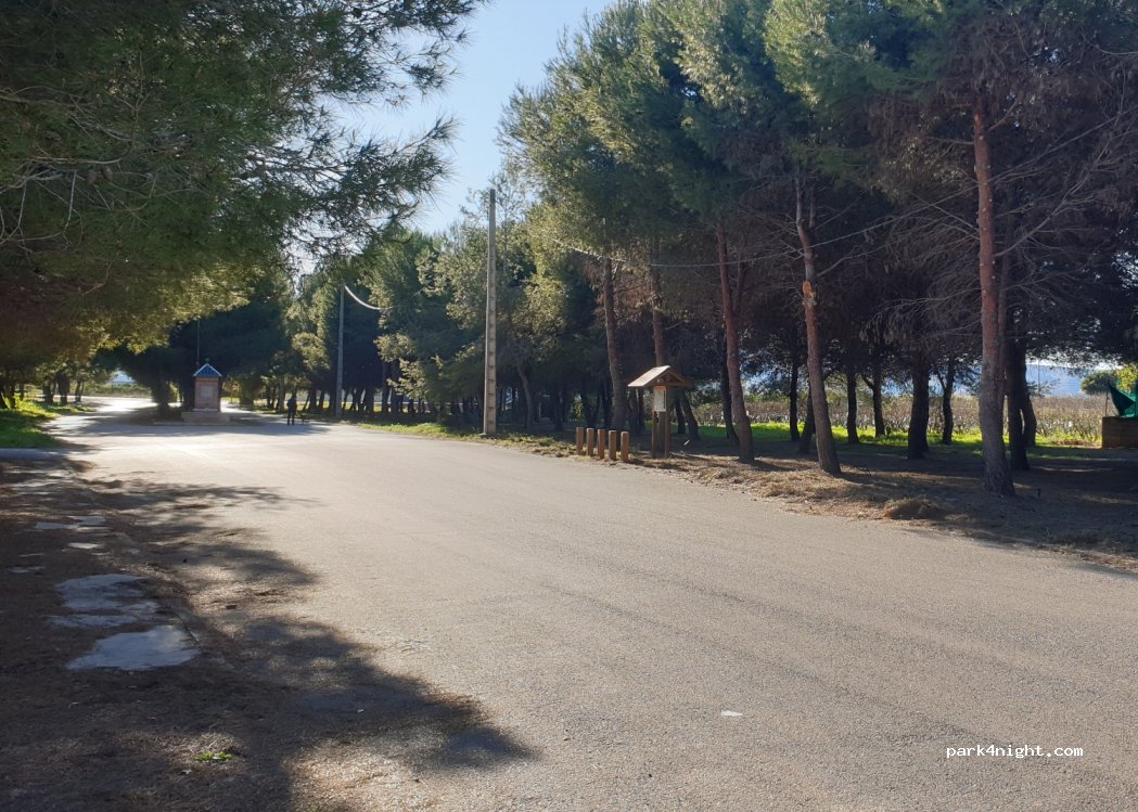 (46293) Beneixida - 11 Plaça Poligono 01 — foto 2