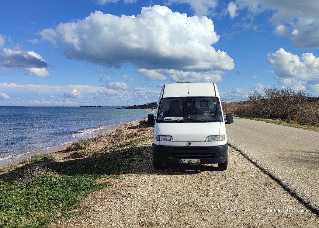 (72100) Case Bianche - 130 Strada per Sbitri — foto