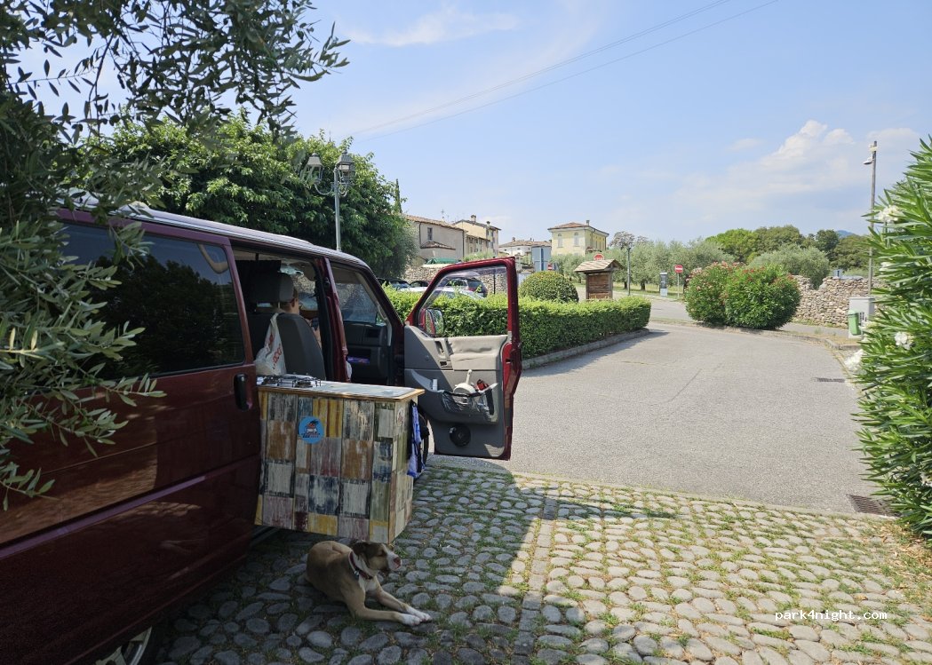 (25010) San Felice del Benaco - 2 Via del Convento — foto