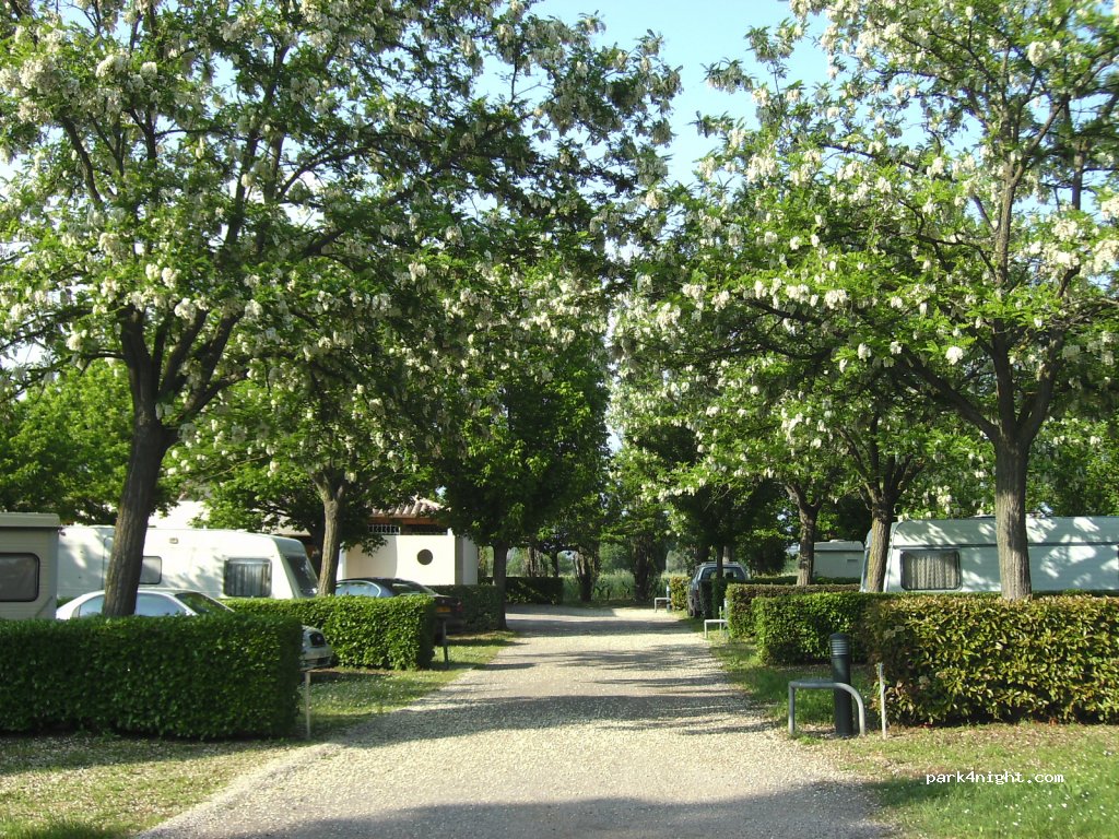 Family Camping les Rives de L'Hérault — foto 2