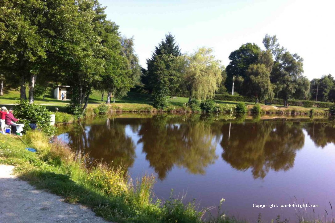 (42550) Usson-en-Forez - La Brugne — foto