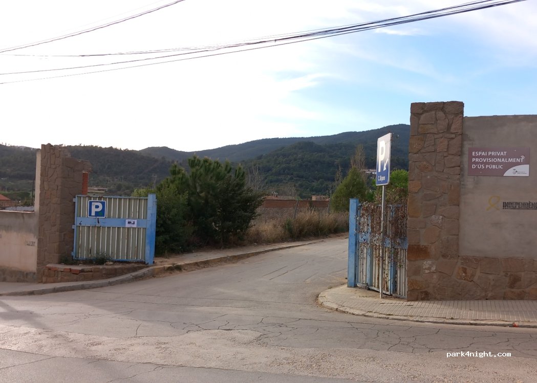 (08140) Caldes de Montbui - Carrer de Bigues — foto 4