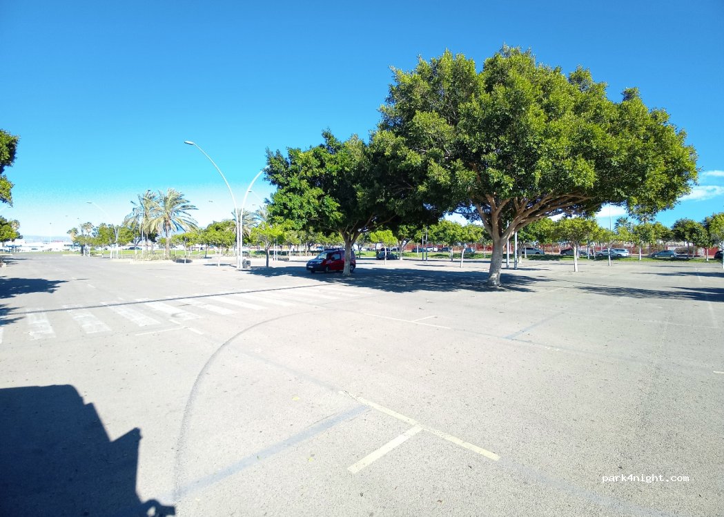 (04006) Almería - Calle Acebo — foto 2