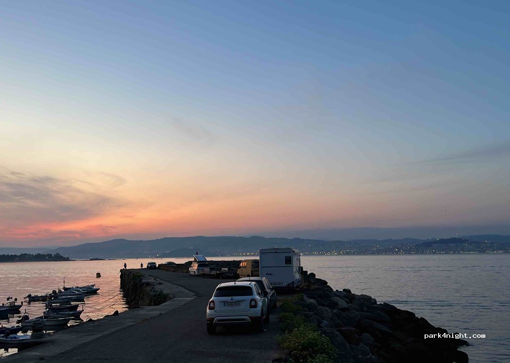 (36949) Cangas - Rúa Arrecife — foto 3