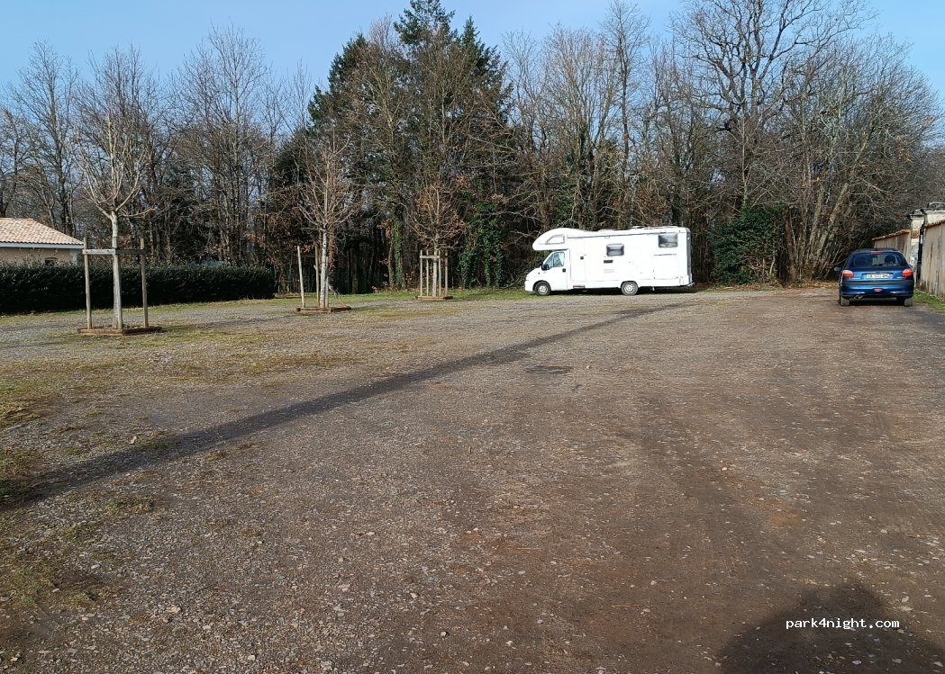 (16310) Vitrac-Saint-Vincent - 15 D173 — foto 2