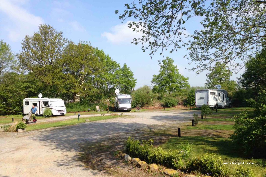 Wohnmobilstellplatz Löhne — foto