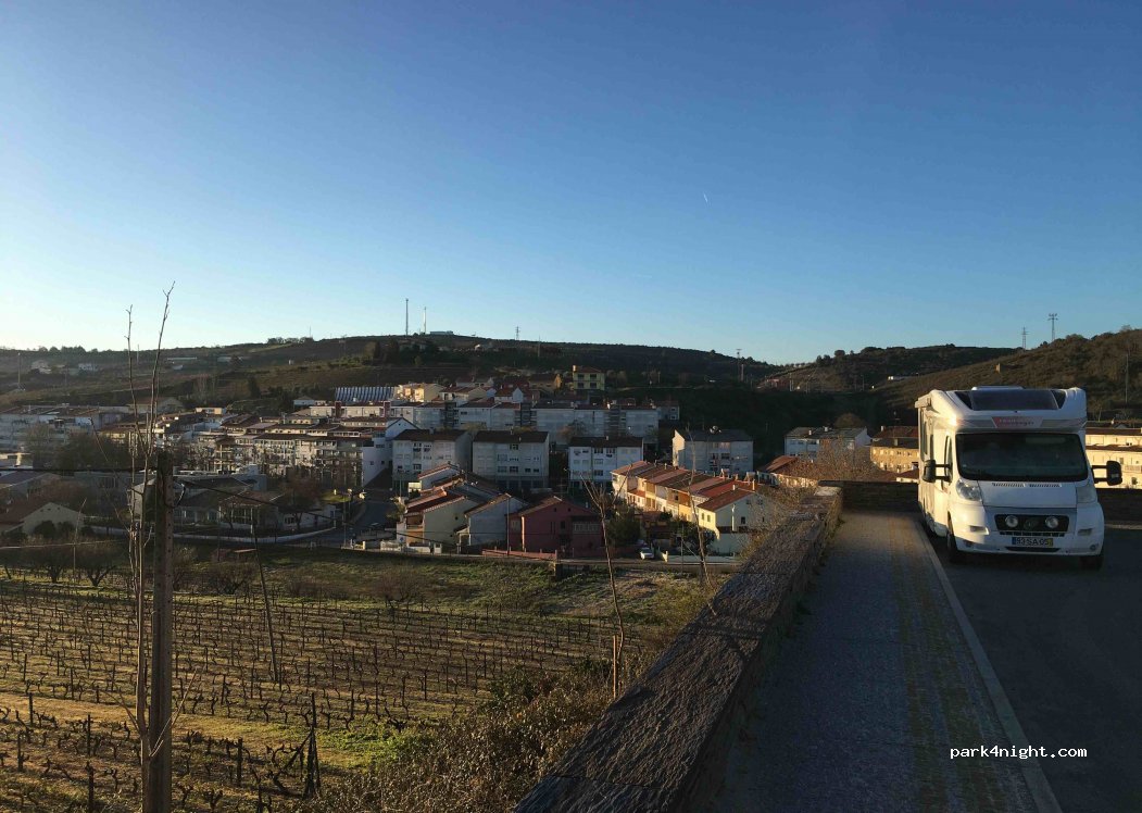 (5130-340) São João da Pesqueira - Rua do Pombal — foto