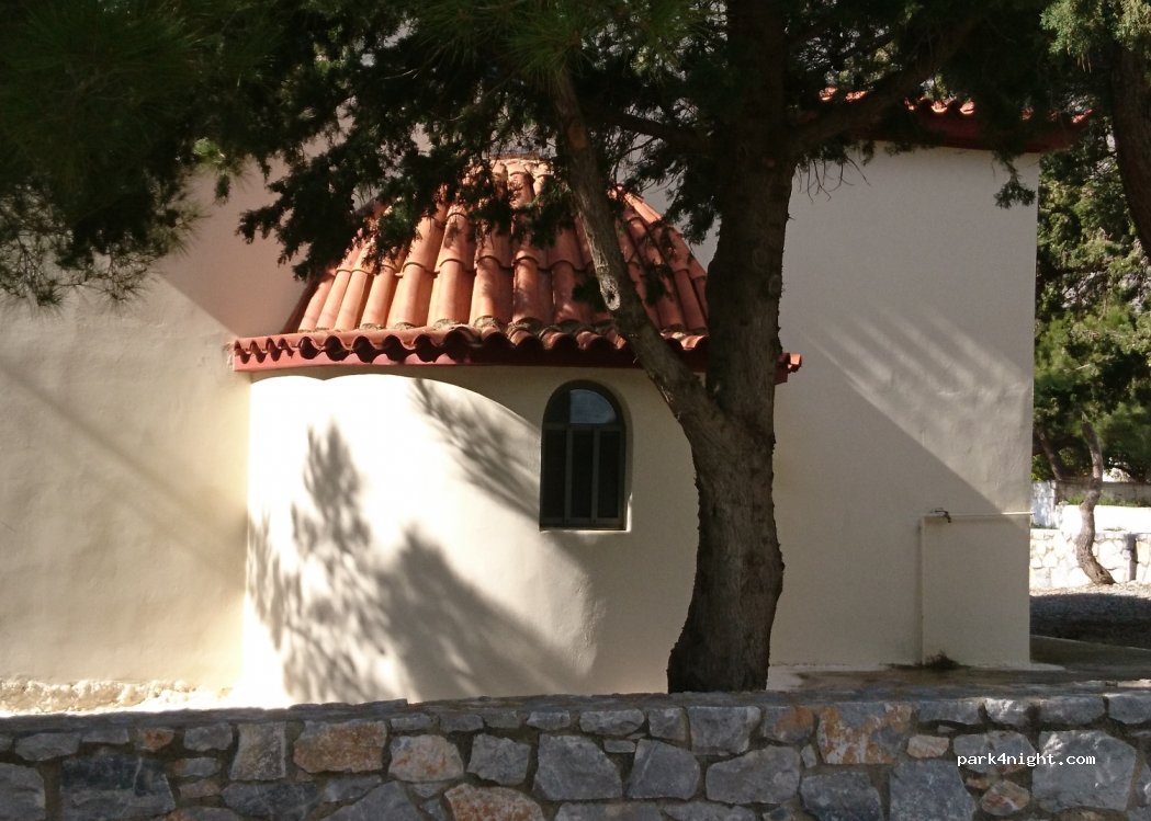 (730 11) Agios Nektarios - 30 Eparchiaki Odos Choras Sfakion - Rodakinou — foto