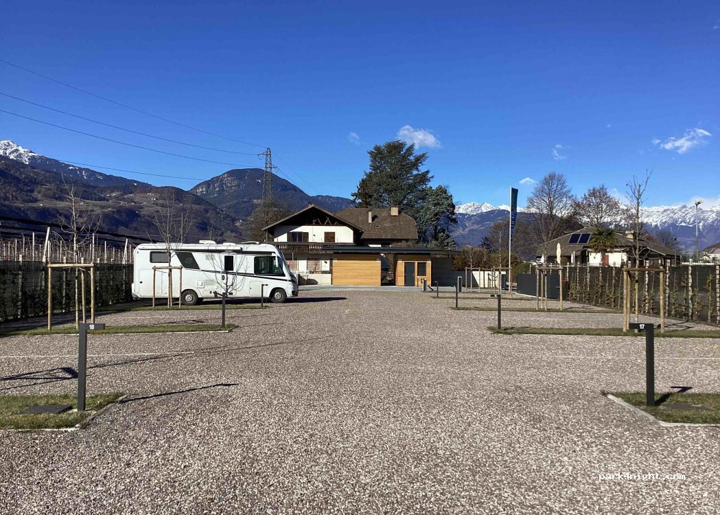 Camper Park Terlan — foto