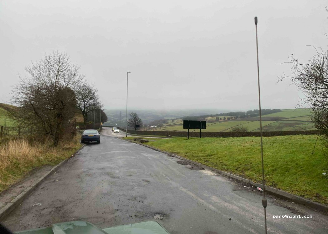 (OL3 5RD) Dobcross - Oldham Road — foto