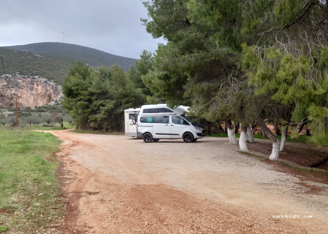 (213 00) Ermionida - Unnamed Road — foto