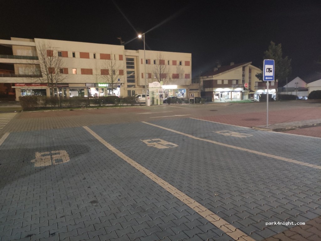 (5400) Chaves - 39 Avenida Trindade — foto