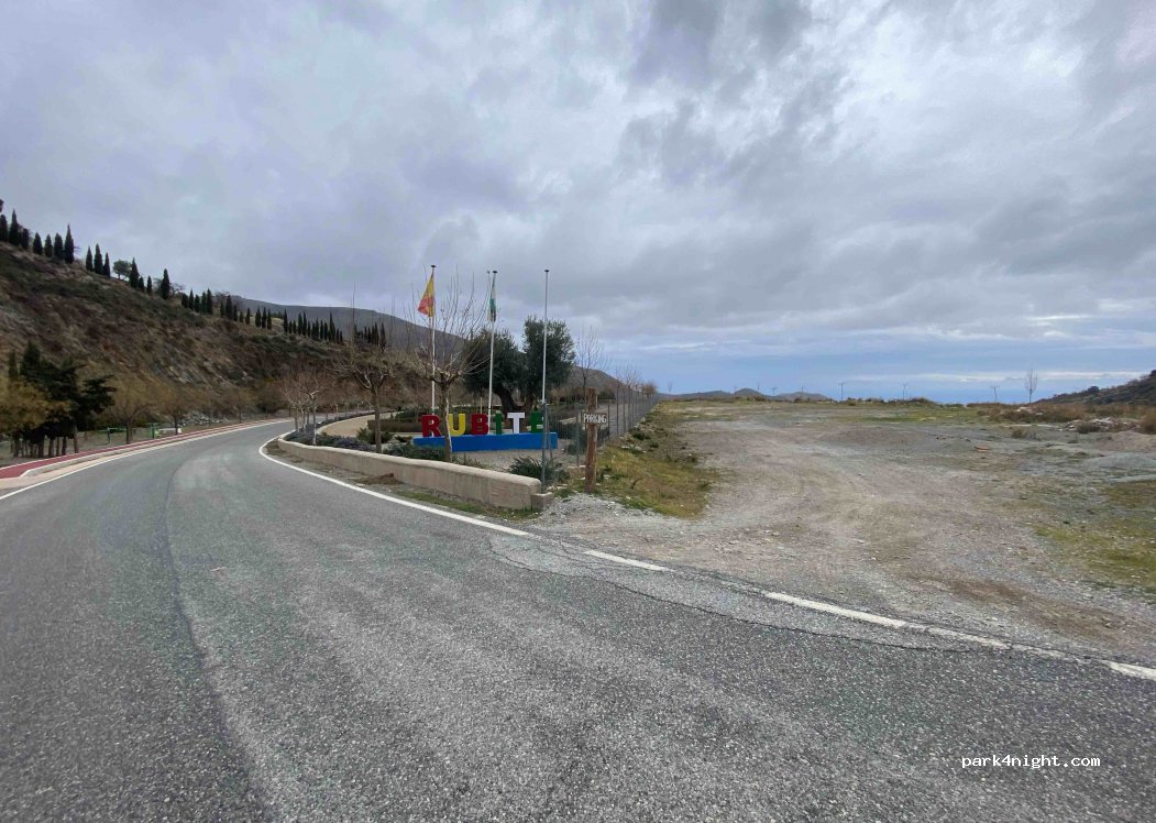 (18711) Rubite - 20 Calle Carretera — foto 4
